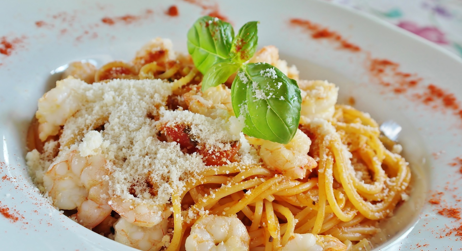 zdjecie spaghetti z owocami morza